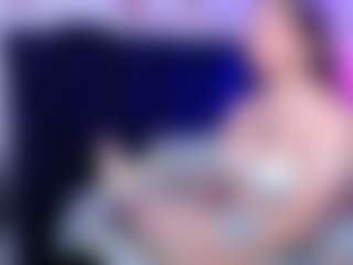 Live cam show with shantaltsfoxx - Orgasm on xxxlivecams.org