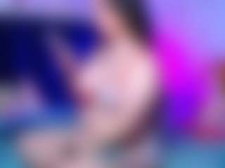 Live cam show with shantaltsfoxx - Big Tits on Camming Site