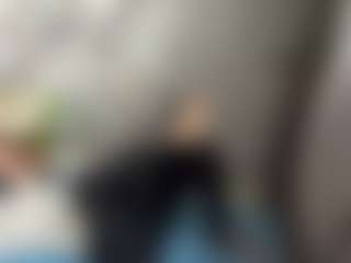Live cam show with Aleksa - New Brown Eyes on Gym Cam Girls