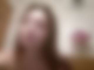 Live cam show with BirdieMacer - Long Hair on Hubzter Live