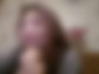 Live cam show with BirdieMacer - Asian Big Ass on AdultVida.com