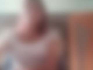 BirdieMacer's Live Sex Cam Show