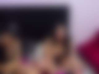 Charlot-Vixen's Live Sex Cam Show