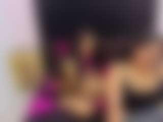 Charlot-Vixen's Live Sex Cam Show