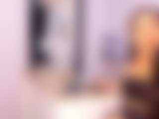 Charlot-Vixen's Live Sex Cam Show