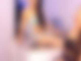 Charlot-Vixen's Live Sex Cam Show