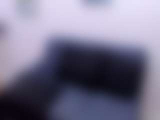 Charlot-Vixen's Live Sex Cam Show