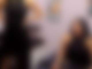 Charlot-Vixen's Live Sex Cam Show