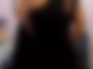 Charlot-Vixen's Live Sex Cam Show