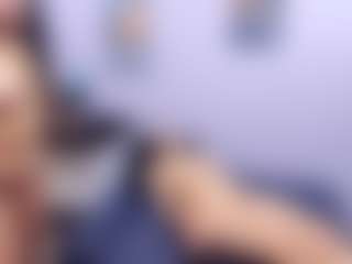 Charlot-Vixen's Live Sex Cam Show