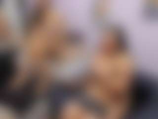 Live cam show with Charlot-Vixen - Brown Eyes on TottyGirls