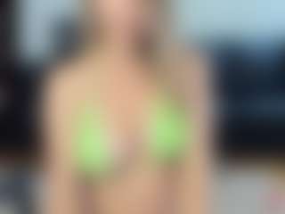 SquirtNalia's Live Sex Cam Show