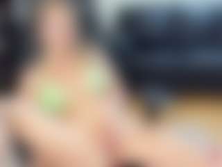 SquirtNalia's Live Sex Cam Show