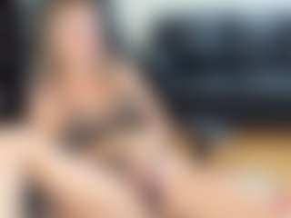 SquirtNalia's Live Sex Cam Show