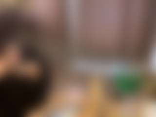 Live cam show with Eliza - Bikini on StripNow