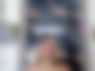 Live cam show with emma-miler - Average on x69.live