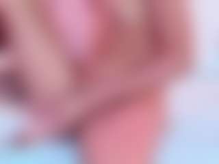 EvelynBlacke's Live Sex Cam Show