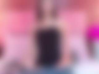 Live cam show with EvelynBlacke - Strip on CamwithHer