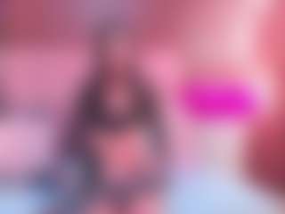 Live cam show with EvelynBlacke - Natural on Camming Site