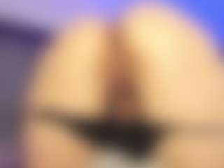Live cam show with Kumiren - Moaning on Uber Horny