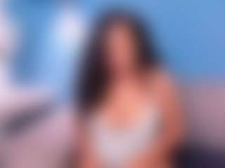 Live cam show with liahglow - Shower on Instabang