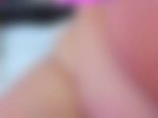 Live cam show with scarlett-moo - Camel Toe on crypto-cams