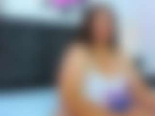 Live cam show with scarlett-moo - Spy Mature on Camsoda Late Night