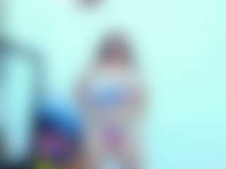Live cam show with scarlett-moo - Cuckold on CamClone