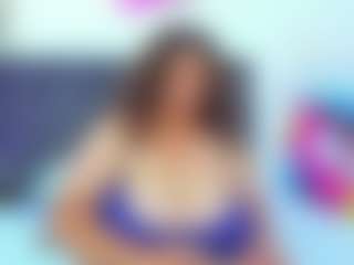 Live cam show with scarlett-moo - Mature on makecum.org