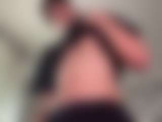 tomasdickpick's Live Sex Cam Show