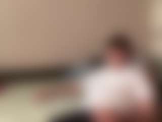 Live cam show with tomasdickpick - No Smoking on Camsoda