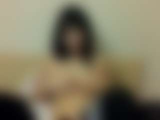 ValerieCorbley MILF webcam performer live streaming