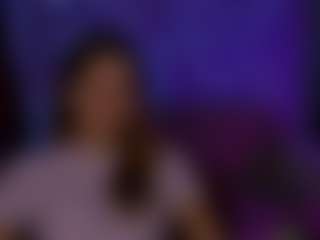 Show in cam erotica live di angie-foxy1