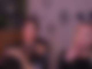 Live cam show with angie-foxy1 - Young Adult on Mixed Magazine Live