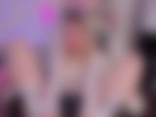 Live cam show with bbybee - New Teen (18+) on Dolls Live