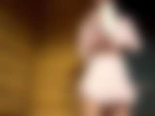 Ella's Live Sex Cam Show