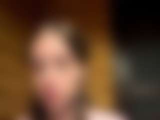 Ella's Live Sex Cam Show