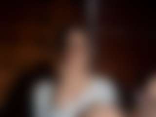 Ella's Live Sex Cam Show