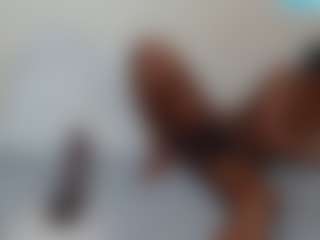 Live cam show with FemboyJ - Smoking on AdultVida.com