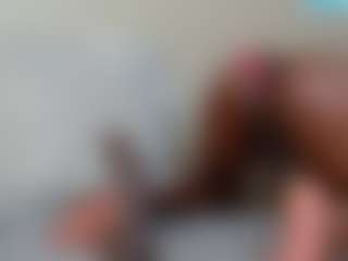 Show in cam erotica live di FemboyJ