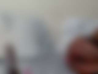 Live-camshow met FemboyJ - Smoking op Camsoda