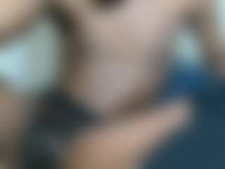 Pokaz na żywo z FemboyJ - Blowjob na Camsoda