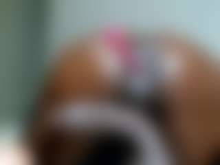 Live-Cam-Show mit FemboyJ - Tease auf Camsoda
