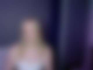 Live cam show with HazyLuna - Young Adult on Big Tits