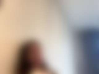 Live cam show with Lana - Thin on Hubzter Live
