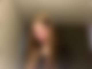 Live cam show with Lana - Genital Piercings on StripNow