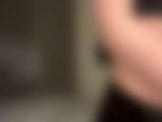 Live cam show with Lana - Genital Piercings on sexylive.show