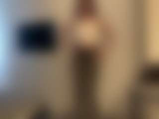 Lana's Live Sex Cam Show