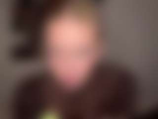 Live cam show with MarylouSharpe - Petite Young Adult on Nude Chat * 1 On 1 Webcam Sex * Live Cam Show