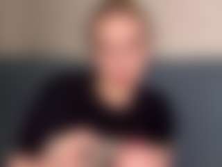 Live cam show with MarylouSharpe - Domination on madthumbs